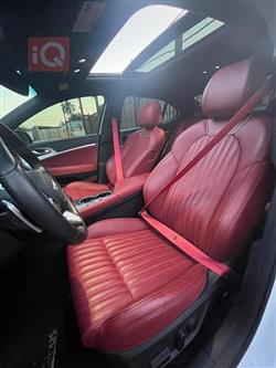 جنسس G70